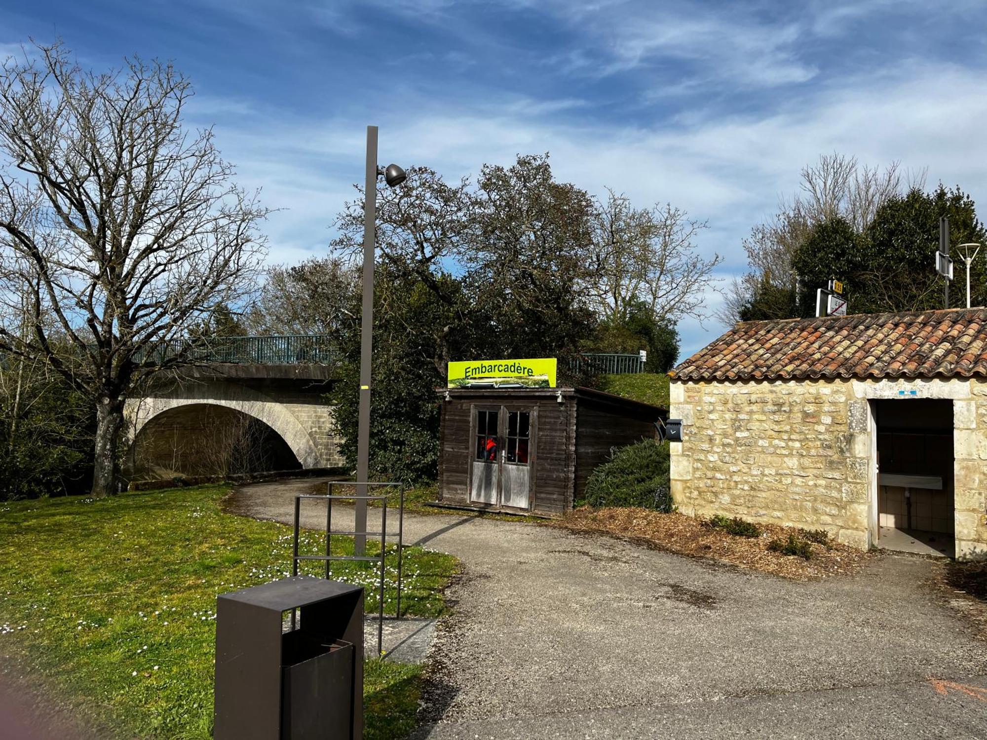 La Maison Du Bonheur Le Gué-de-Velluire Exterior photo